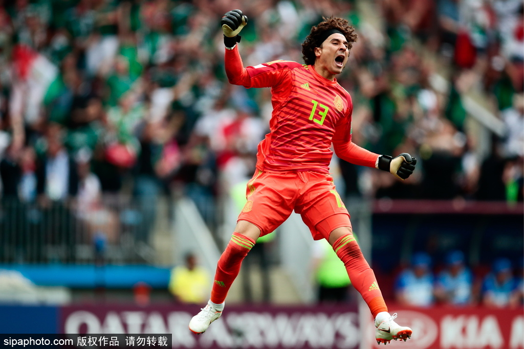 汉诺威96年轻门将神勇发挥,多次扑救保住平局